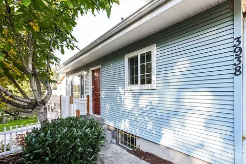 3938 S Juneau St, Seattle, WA 98118