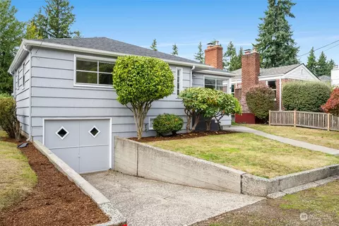 13111 Palatine Ave N, Seattle, WA 98133