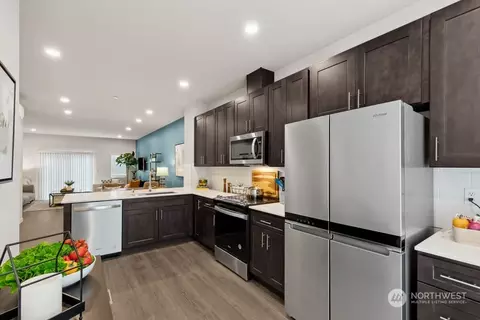 23413 Edmonds Way #E4, Edmonds, WA 98026 photo 9