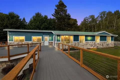 13144 Banner Rd SE, Olalla, WA 98359