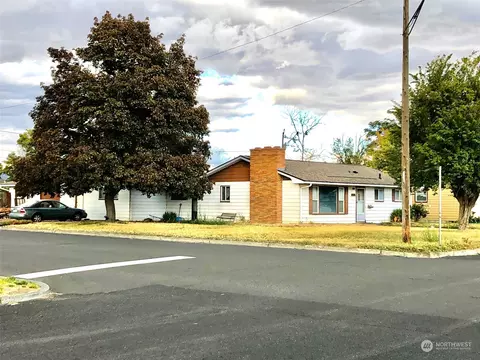 1101 E Juniper St, Othello, WA 99344