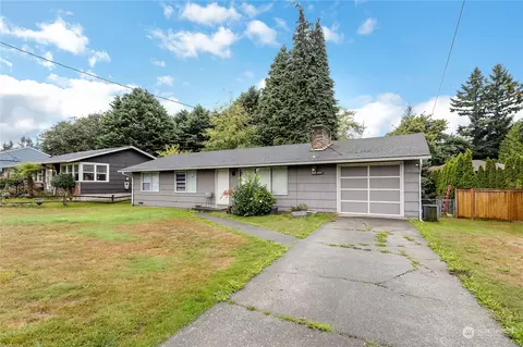 4944 Vista Pl, Everett, WA 98203