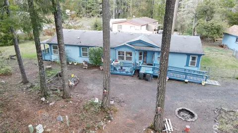 41 N Carp Pl S, Hoodsport, WA 98548