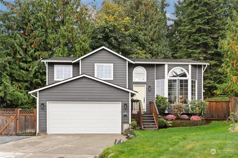 2704 94th Dr NE, Lake Stevens, WA 98258