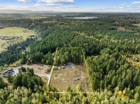 41320 80th Ave E, Eatonville, WA 98328