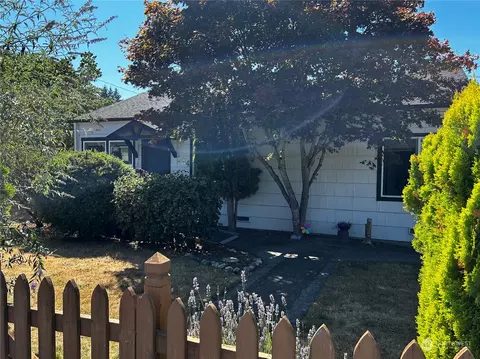 120 S Ferry St, Monroe, WA 98272