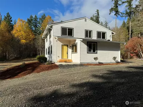 40 NE Woodside Pl, Tahuya, WA 98588