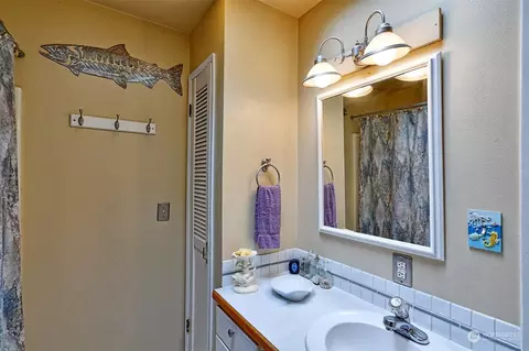 330 N Cabot Rd, Everett, WA 98203 photo 15