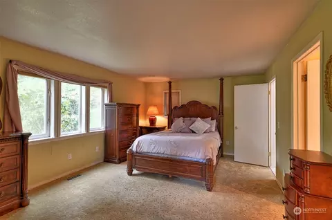 330 N Cabot Rd, Everett, WA 98203 photo 16