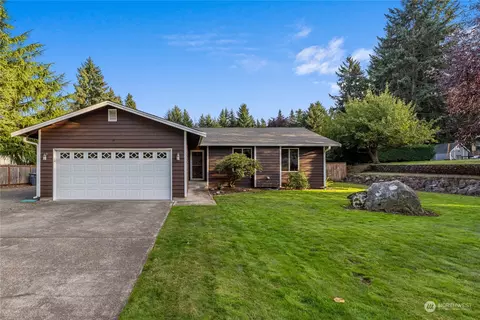 12714 124th Street Ct E, Puyallup, WA 98374