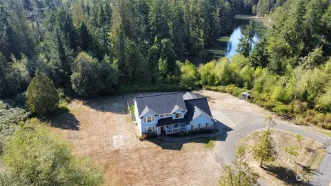 2604 Fishtrap Loop NE, Olympia, WA 98506