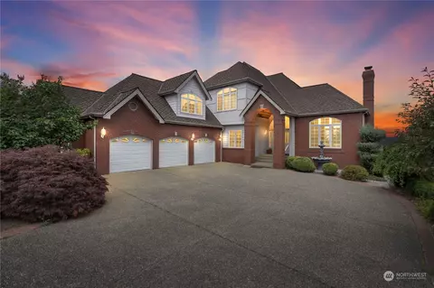 13970 SE 159th Pl, Renton, WA 98058