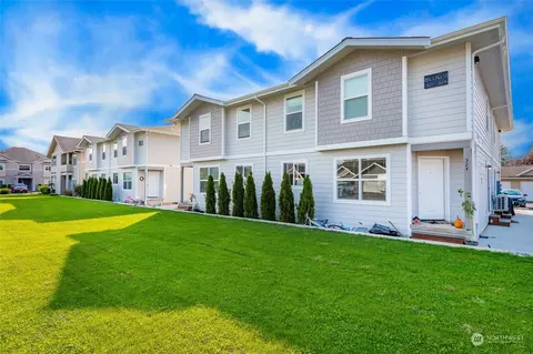 1036 Sumas Ave, Sumas, WA 98295