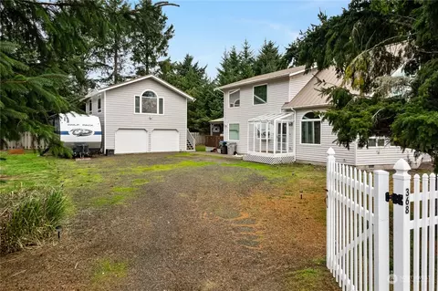 368 S Butterclam St SW, Ocean Shores, WA 98569