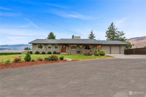 822 Crown St, Wenatchee, WA 98801