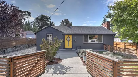 235 SW 139th St, Burien, WA 98166