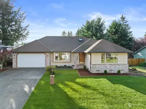 9335 Classic Dr NE, Lacey, WA 98516