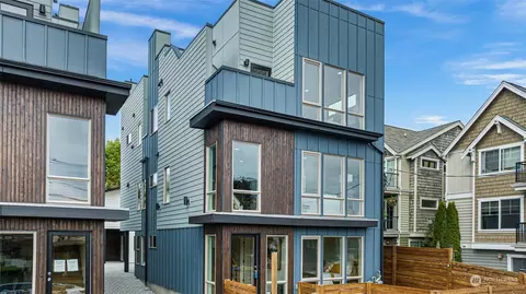 1129 26th Ave, Seattle, WA 98122