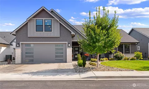 1763 Brambling Brae Ln, Wenatchee, WA 98801