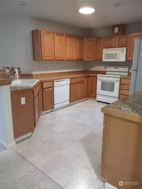 160 E Soderberg Rd #G19, Allyn, WA 98524 photo 9