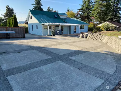 1006 15th Ave, Milton, WA 98354