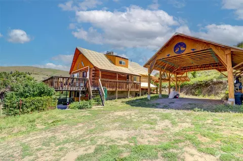 20774 Highway 20, Twisp, WA 98856 photo 2