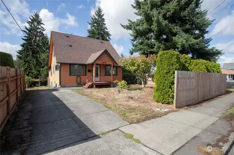 7018 S Park Ave, Tacoma, WA 98408