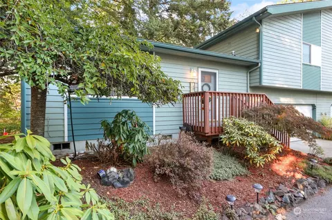 927 Fern St SW, Olympia, WA 98502