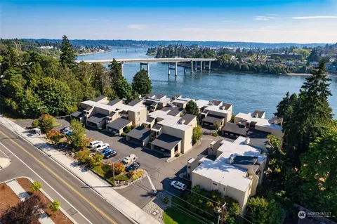 525 Lebo Blvd #E4, Bremerton, WA 98310
