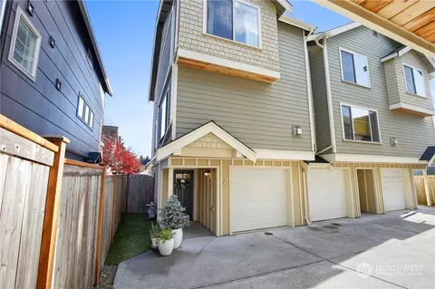 320 25th Ave S #A, Seattle, WA 98144