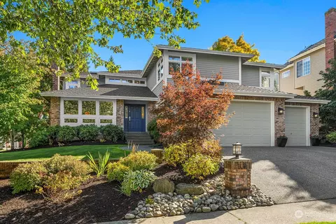 5802 NW Lac Leman Dr, Issaquah, WA 98027