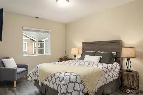20736 76th Ave W #E, Edmonds, WA 98026 photo 21