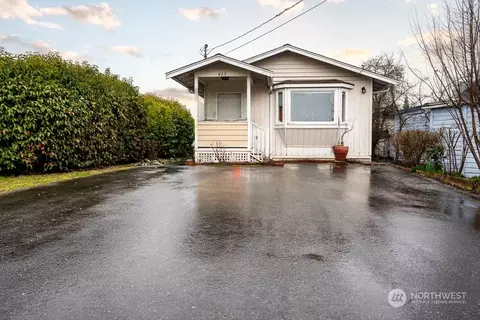 615 Texas St, Bellingham, WA 98225