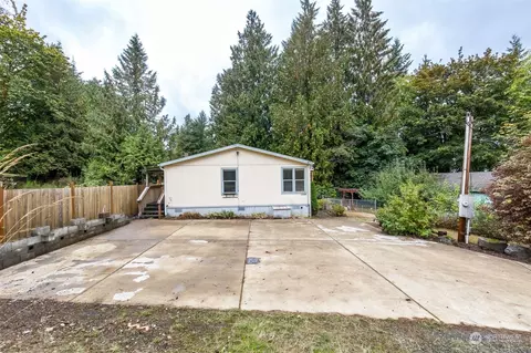 1390 Holmes Ave SE, Port Orchard, WA 98366