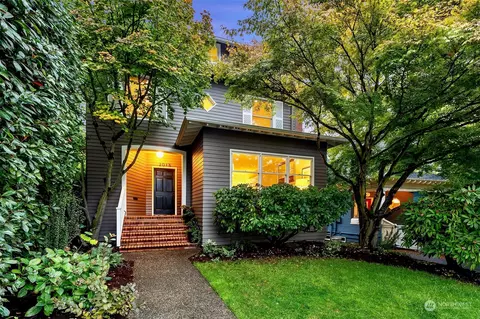 2015 Federal Ave E, Seattle, WA 98102