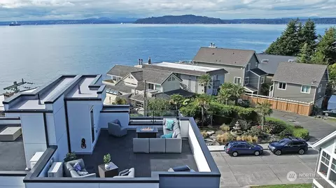 3224 Alki Ave SW, Seattle, WA 98116