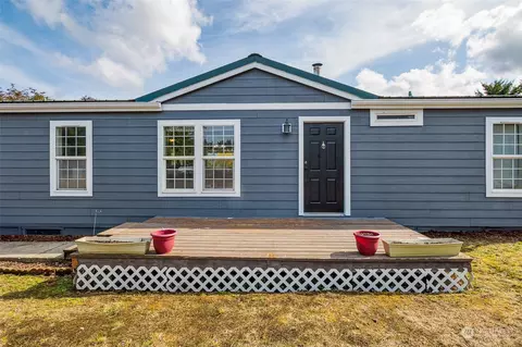 97 Oak Meadows Ln, Oakville, WA 98568