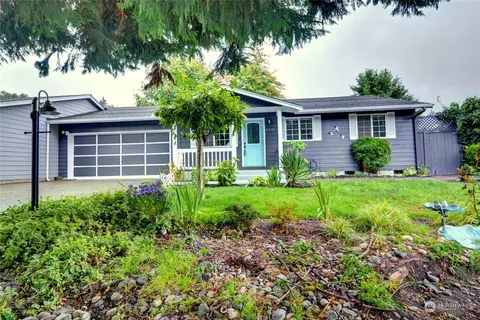824 Portage St #B, Arlington, WA 98223