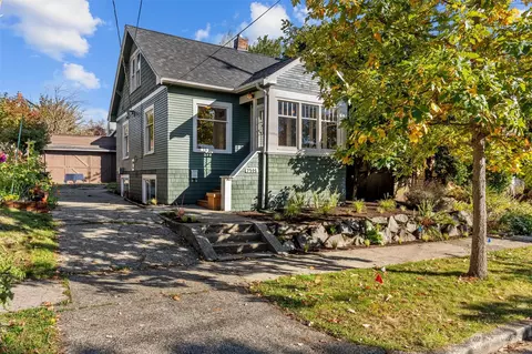 7514 11th Ave NW, Seattle, WA 98117
