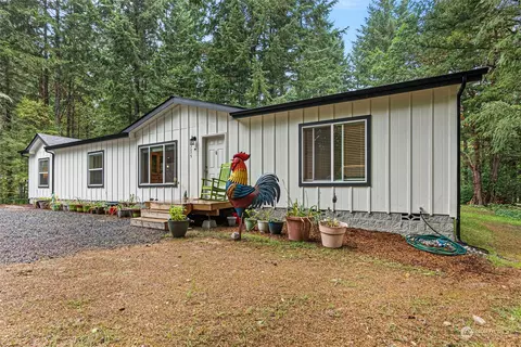 13275 Bandix Rd SE, Olalla, WA 98359