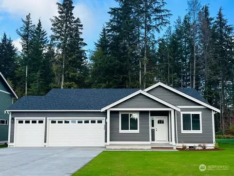 8284 Balfour Valley Ln, Maple Falls, WA 98266