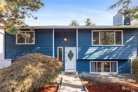 4727 S 3rd Ave, Everett, WA 98203
