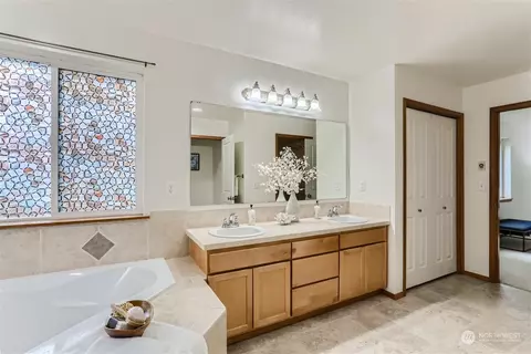 23816 17th Pl W, Bothell, WA 98021 photo 22