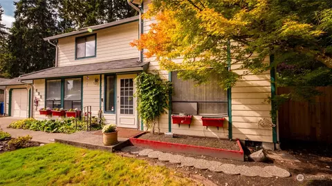 633 Hidden Forest Dr SE, Olympia, WA 98513