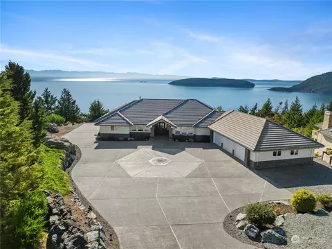 4092 San Juan Blvd, Anacortes, WA 98221