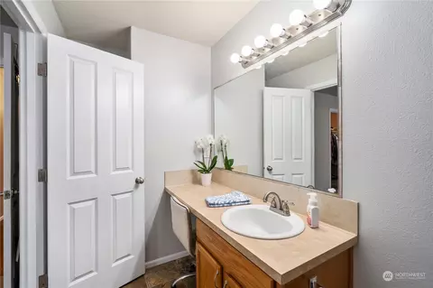 1317 Daffodil Ave NE, Orting, WA 98360 photo 23