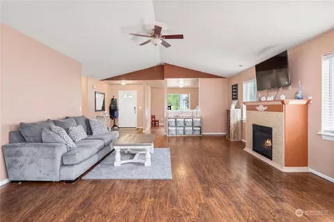 1317 Daffodil Ave NE, Orting, WA 98360 photo 7