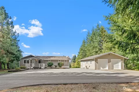 201 E Highlander Dr, Belfair, WA 98528