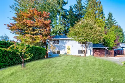 523 212th St SW, Bothell, WA 98021 photo 2