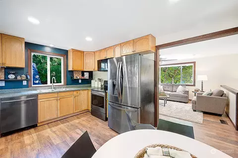 523 212th St SW, Bothell, WA 98021 photo 9